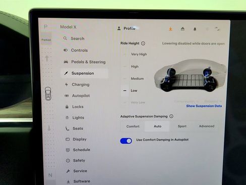 Used 2023 Tesla Model X image 18