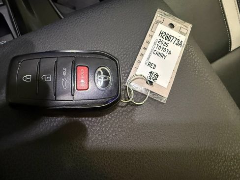 Used 2025 Toyota Camry SE w/ Convenience Package FWD image 41