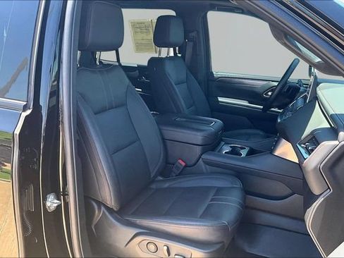 Used 2024 Chevrolet Tahoe RST w/ Luxury Package AWD/4WD image 7