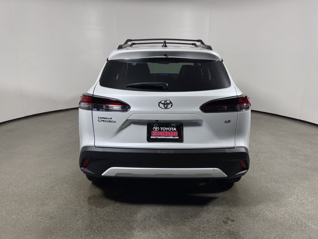 New 2026 Toyota Corolla Cross LE FWD image 4
