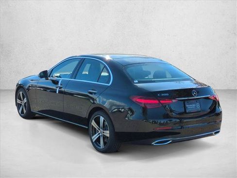 Used 2026 Mercedes-Benz C 300 4MATIC Sedan image 9
