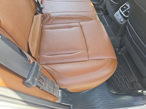 Used 2023 Subaru Outback Touring image 15