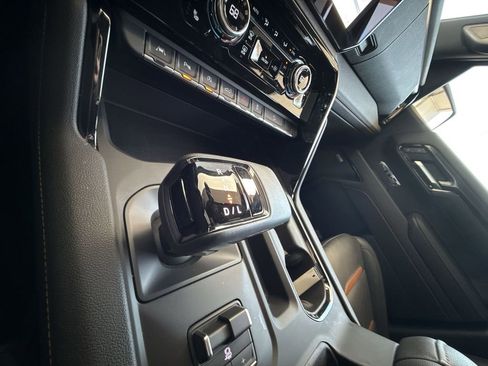 Certified 2025 GMC Sierra 1500 AT4 w/ Technology Package image 22