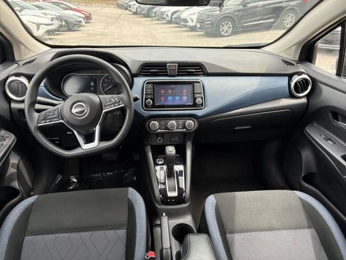 Used 2025 Nissan Versa SV FWD image 28