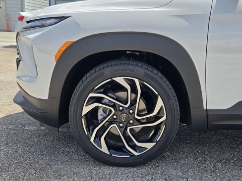 New 2026 Chevrolet TrailBlazer RS w/ Driver Confidence Package FWD image 9