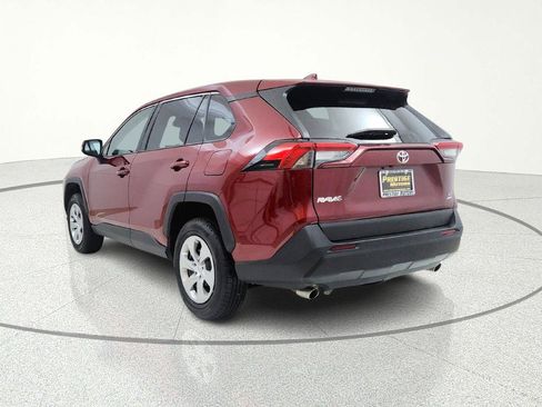Used 2022 Toyota RAV4 LE AWD/4WD image 6