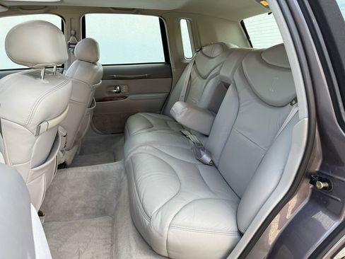 Used 1995 Lincoln Town Car Cartier image 6