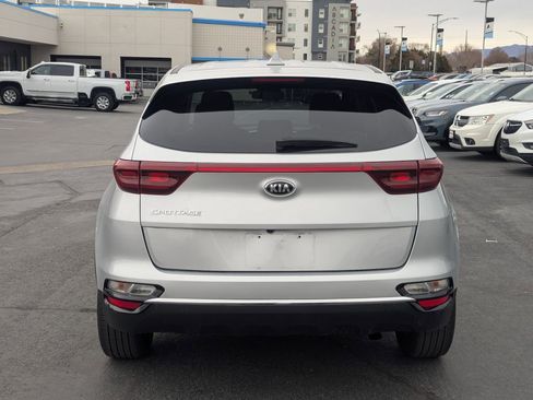 Used 2020 Kia Sportage LX image 6