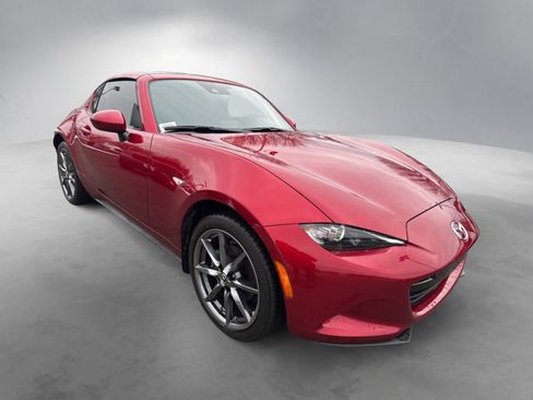 Used 2023 MAZDA MX-5 Miata Grand Touring image 2