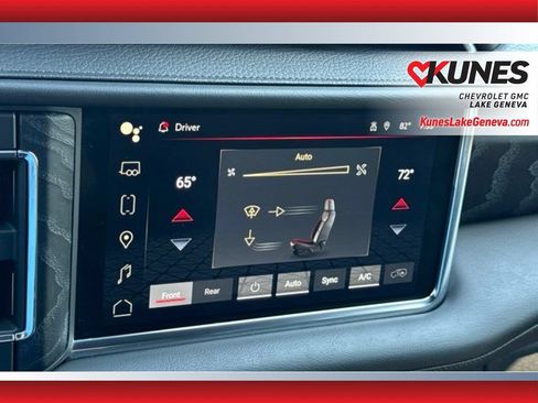 Used 2024 GMC Yukon Denali AWD/4WD image 44