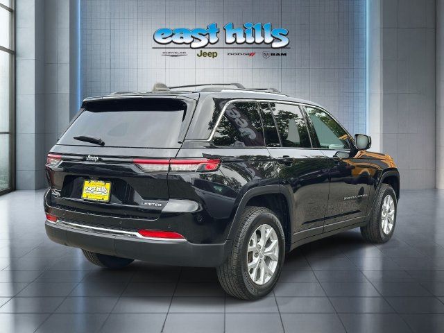 Used 2023 Jeep Grand Cherokee Limited AWD/4WD image 3