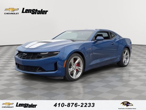 Used 2023 Chevrolet Camaro LT image 1