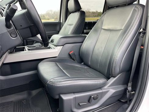 Used 2022 Ford F350 Lariat w/ Lariat Ultimate Package image 37