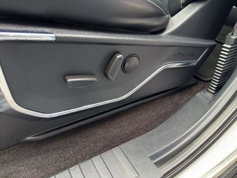 Certified 2022 Ford F150 Lariat AWD/4WD image 16
