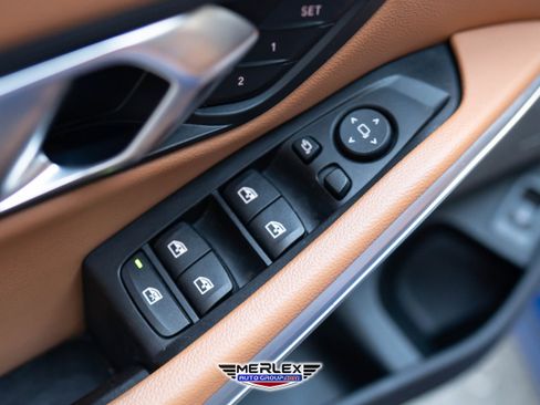 Used 2019 BMW 330i xDrive Sedan w/ M Sport Package image 41