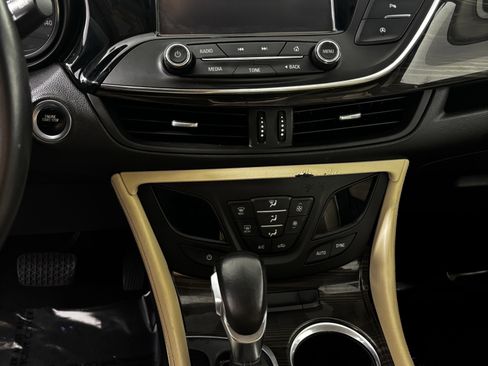 Used 2019 Buick Envision Preferred image 25