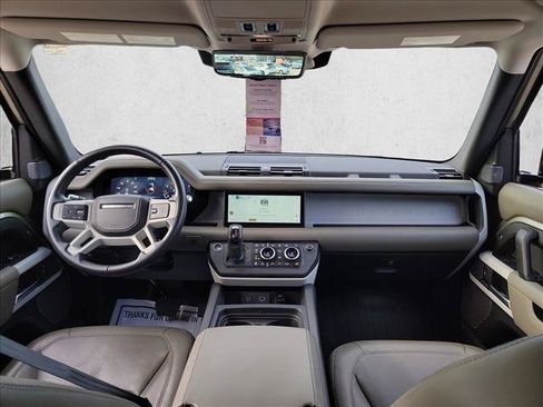 Used 2020 Land Rover Defender 110 First Edition AWD/4WD image 18