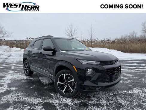 Used 2023 Chevrolet TrailBlazer RS w/ Convenience Package image 1