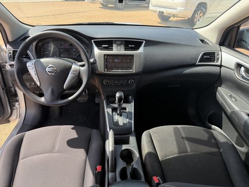 Used 2016 Nissan Sentra S FWD image 18
