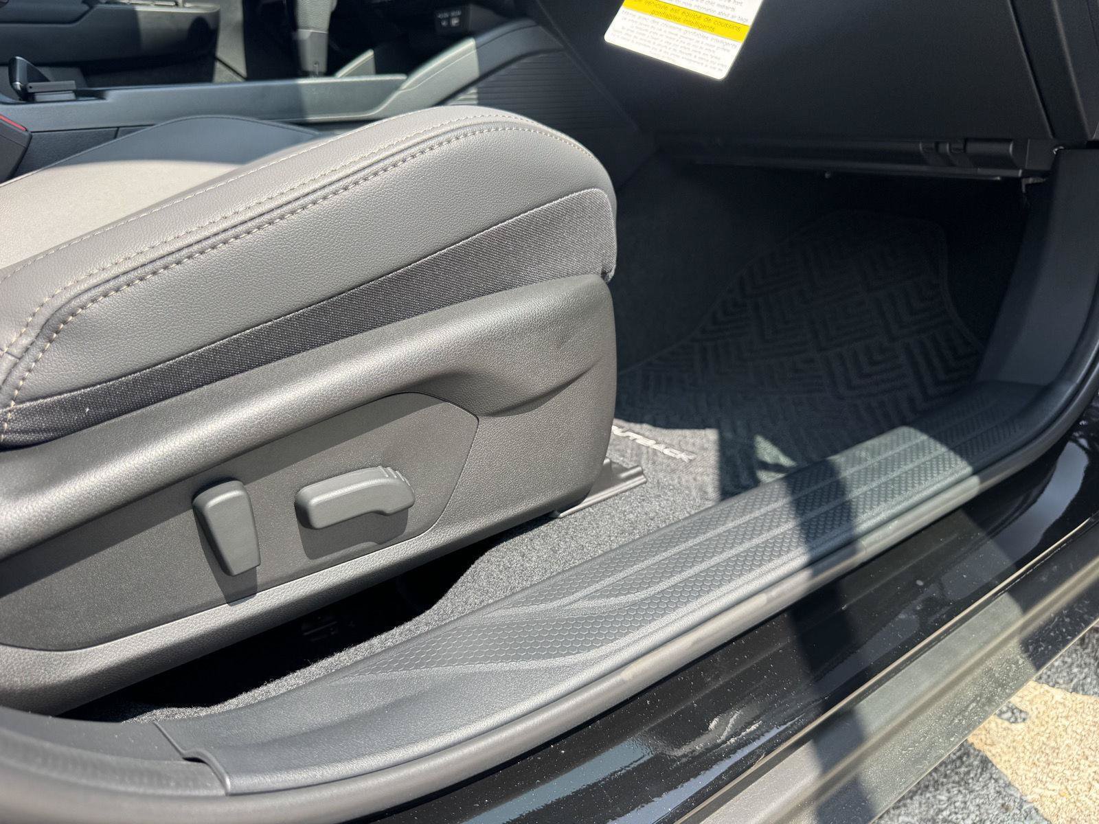 New 2026 Subaru Outback Limited AWD/4WD image 36
