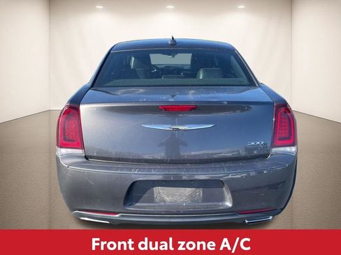 Used 2019 Chrysler 300 S image 6