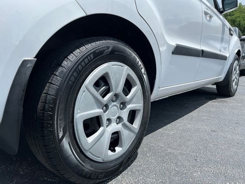 Used 2013 Kia Soul FWD image 10