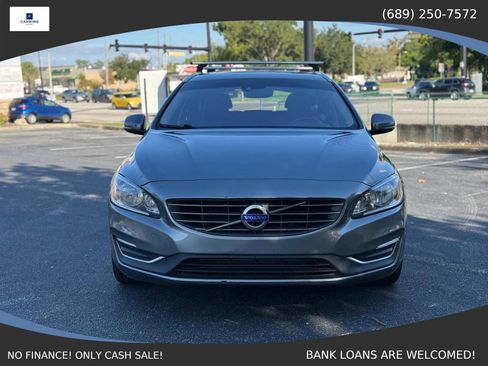 Used 2016 Volvo V60 T5 Premier image 2