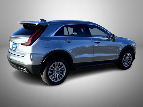 Used 2024 Cadillac XT4 Premium Luxury AWD/4WD image 5