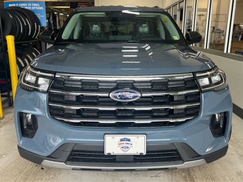 New 2026 Ford Explorer Active w/ Active Comfort Package AWD/4WD image 13