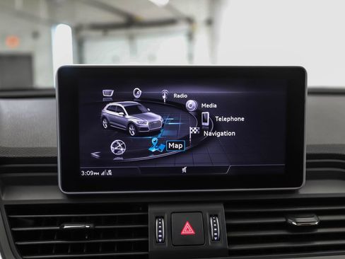 Used 2019 Audi SQ5 Prestige w/ Prestige Package AWD/4WD image 15