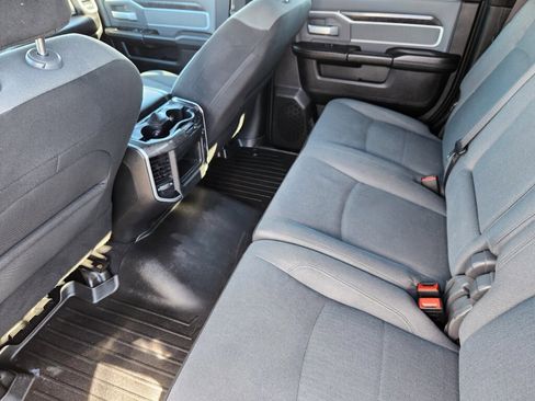 Used 2021 RAM 2500 Big Horn w/ Level 1 Equipment Group image 9