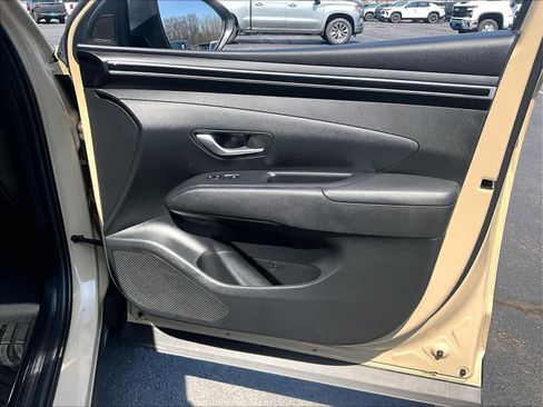 Used 2023 Hyundai Santa Cruz SEL Premium image 12