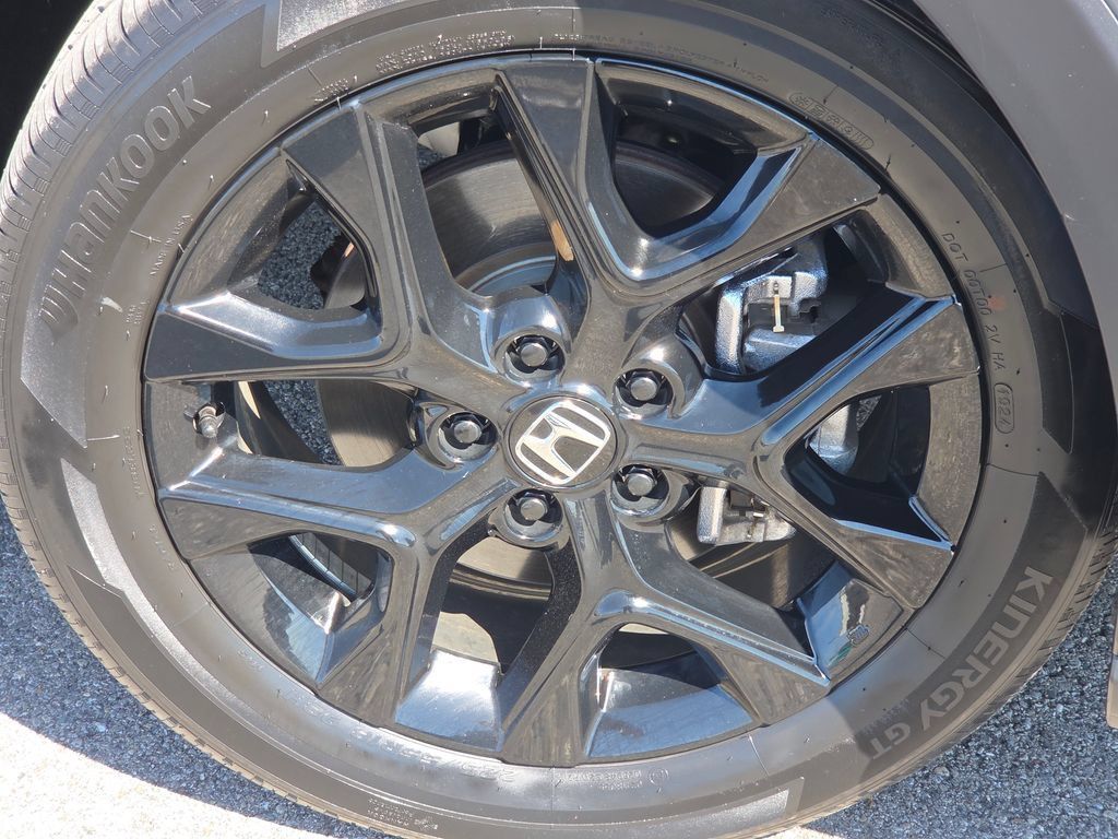 Used 2025 Honda HR-V Sport image 16
