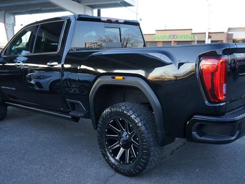 Used 2023 GMC Sierra 2500 Denali w/ Denali Ultimate Package image 5