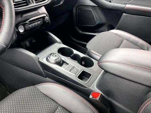 Certified 2025 Ford Escape ST-Line Elite AWD/4WD image 15