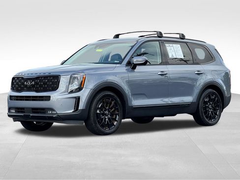 Used 2022 Kia Telluride SX w/ SX Prestige Package AWD/4WD image 3