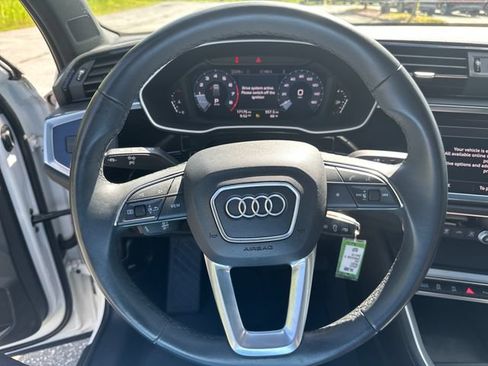 Used 2023 Audi Q3 2.0T Premium AWD/4WD image 13