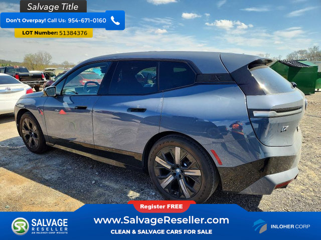 Used 2023 BMW iX xDrive50 w/ Premium Package AWD/4WD image 3