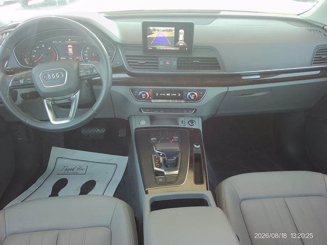 Used 2020 Audi Q5 2.0T Premium w/ Convenience Package AWD/4WD image 6