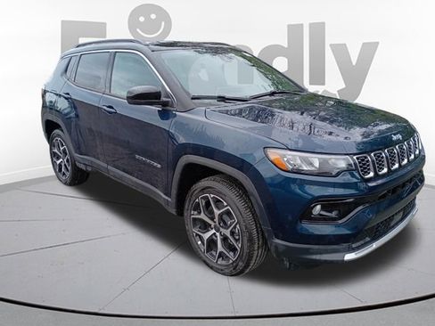 New 2026 Jeep Compass Limited AWD/4WD image 3