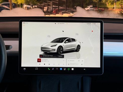 Used 2022 Tesla Model 3 Long Range AWD/4WD image 45