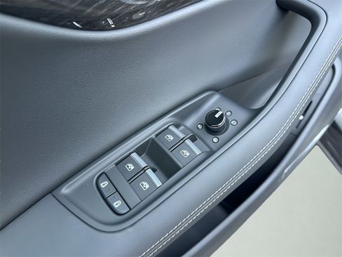 New 2026 Audi Q8 Premium Plus image 10