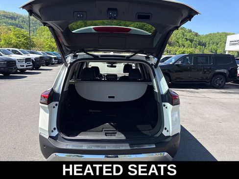 Used 2023 Nissan Rogue Platinum w/ Platinum Premium Package AWD/4WD image 7