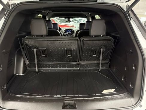 Used 2023 Chevrolet Traverse RS w/ LPO, Floor Liner Package FWD image 13