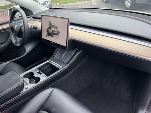 Used 2023 Tesla Model Y Long Range AWD/4WD image 36