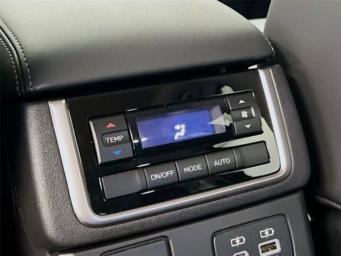 New 2026 Subaru Ascent Premium image 25