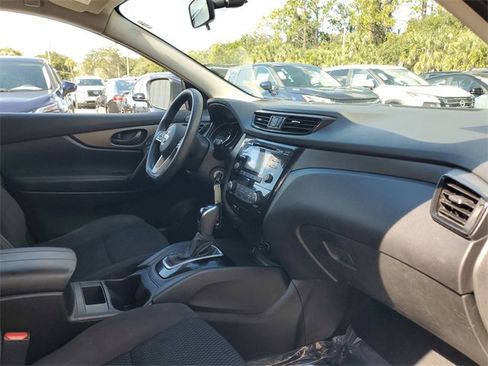 Used 2017 Nissan Rogue Sport S w/ S Appearance Package image 31