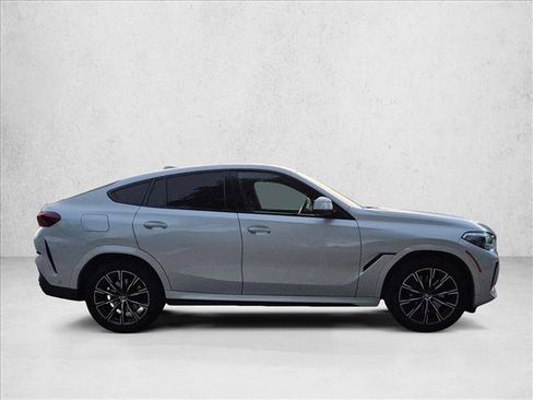 Used 2023 BMW X6 xDrive40i w/ Executive Package AWD/4WD image 4