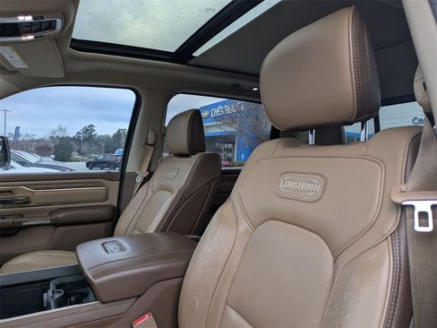 Used 2019 RAM 1500 Limited image 11