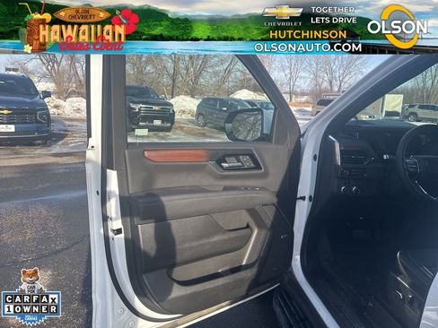 Certified 2025 GMC Yukon XL Denali image 11